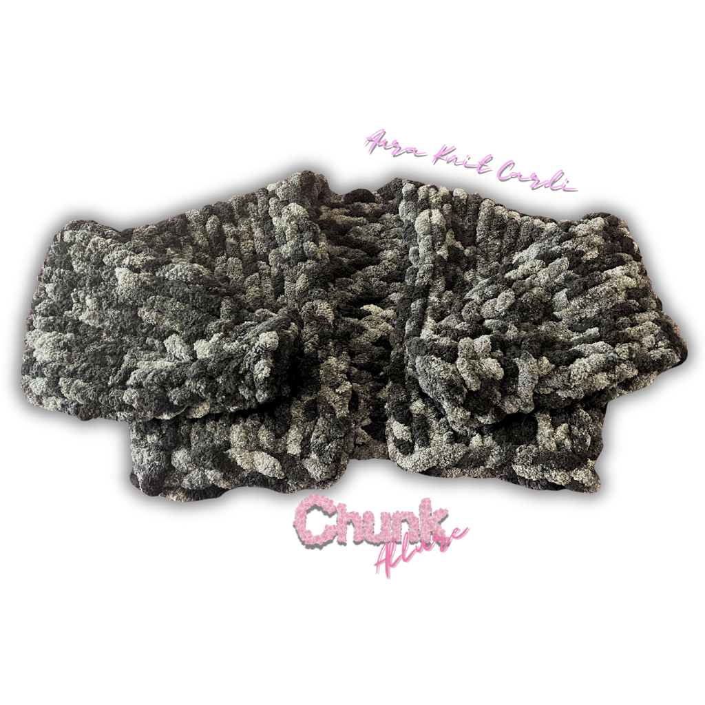 Aura Chunky Knit Cropped Cardi