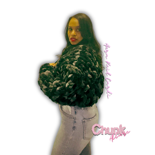 Aura Chunky Knit Cropped Cardi