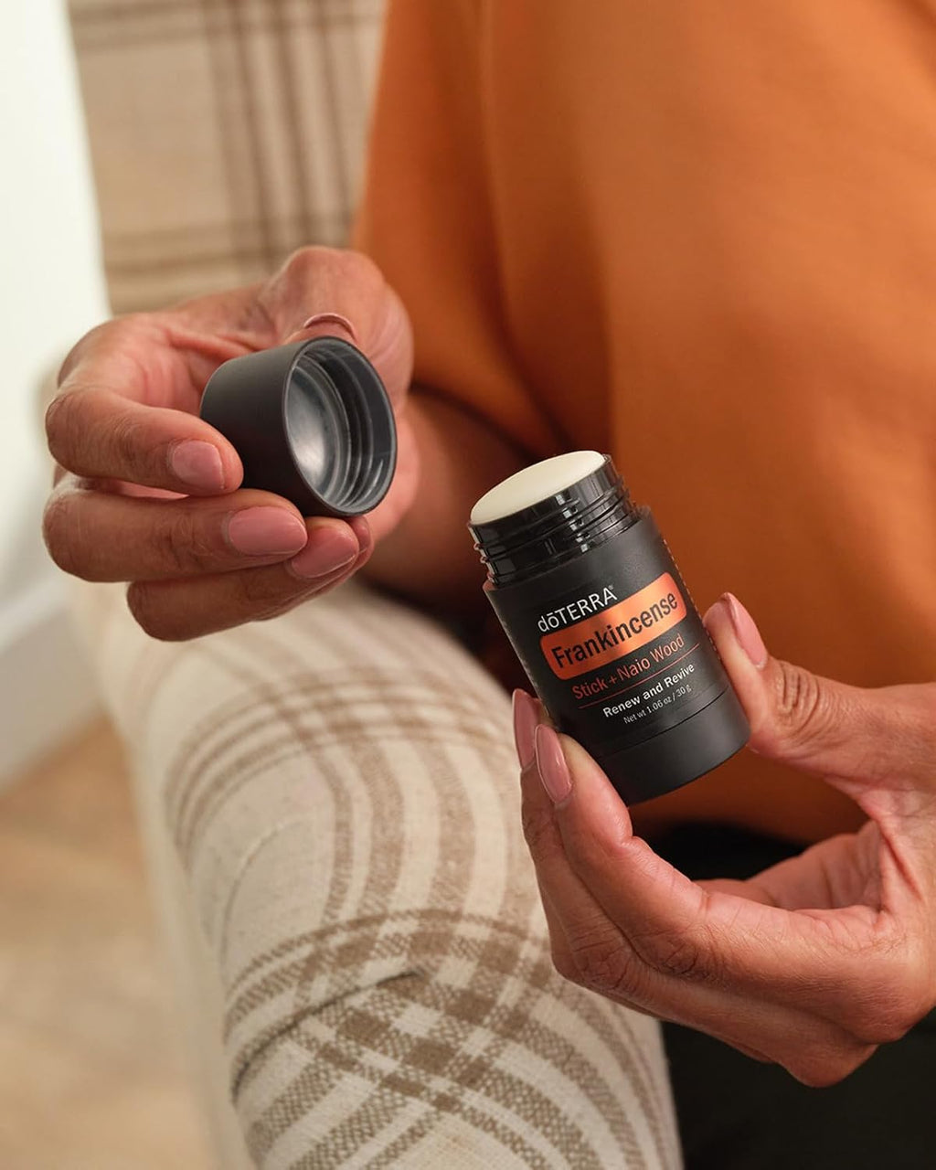 doTERRA Frankincense Stick + Naio Wood